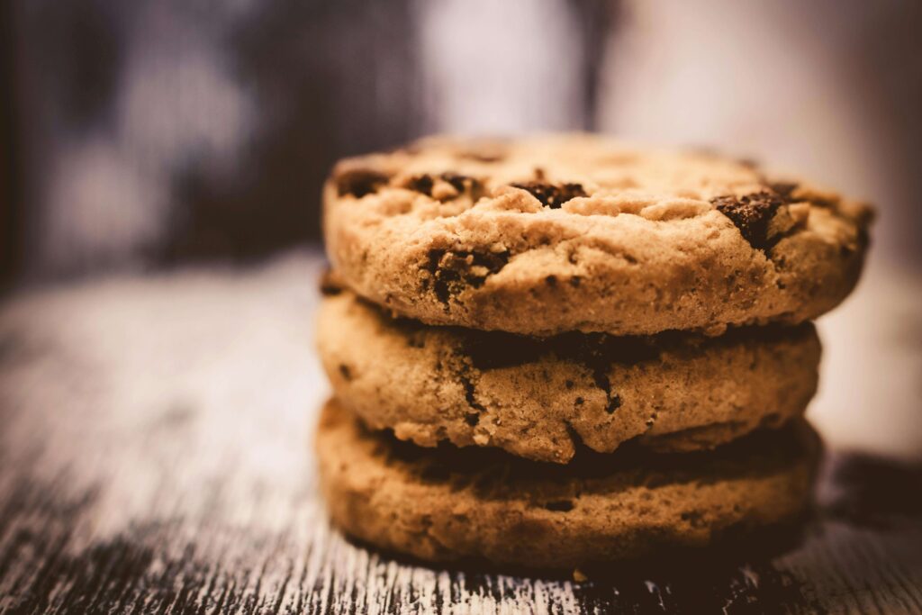 Cookies com Gotas de Chocolate: Super Crocante!