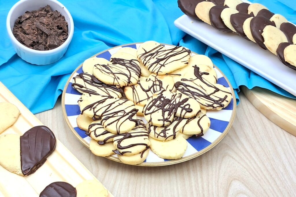 Biscoitos Amanteigados: Receita Fácil e Irresistível!