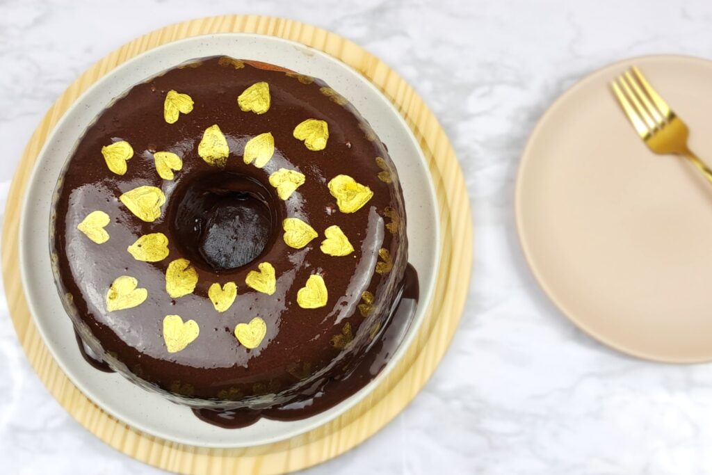 Bolo Porcelana de Chocolate: Saboroso e personalizado